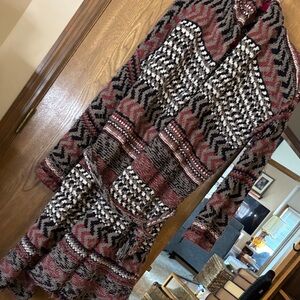 Free People  grandpa sweater with distressed look in Burgundy, Black and Cream